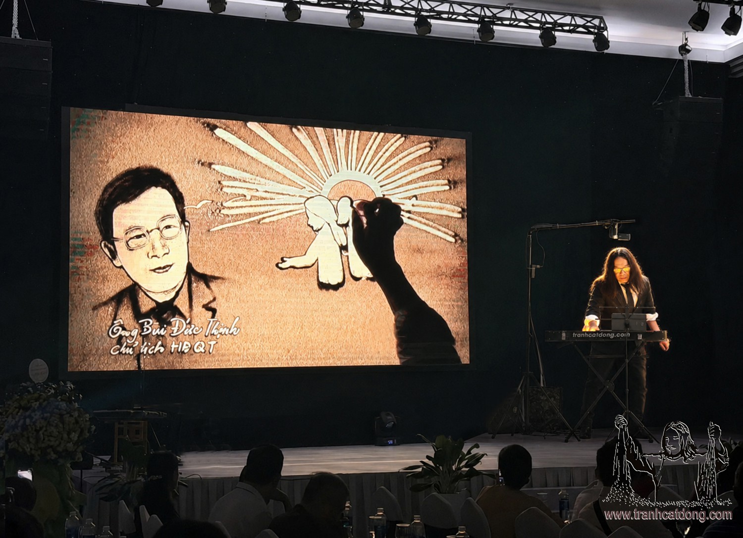 Vẽ tranh cát